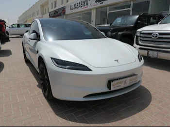 Tesla  Model 3  Long Range  2024  Automatic  14,600 Km  0 Cylinder  Four Wheel Drive (4WD)  Sedan  White  With Warranty