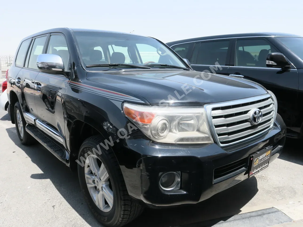 Toyota  Land Cruiser  GXR  2013  Automatic  238,000 Km  8 Cylinder  Four Wheel Drive (4WD)  SUV  Black