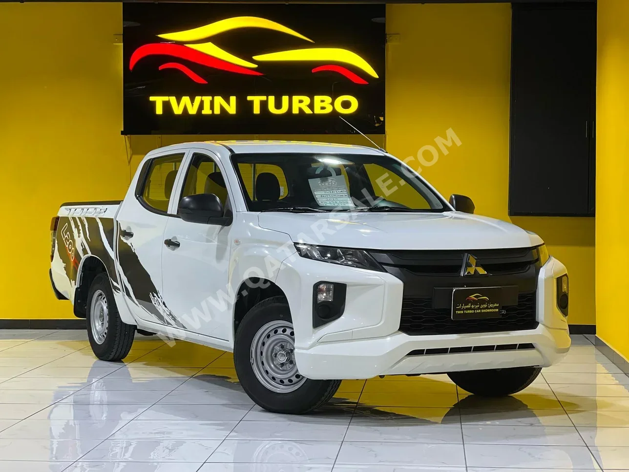 Mitsubishi  L 200  2020  Manual  138,000 Km  4 Cylinder  Rear Wheel Drive (RWD)  Pick Up  White