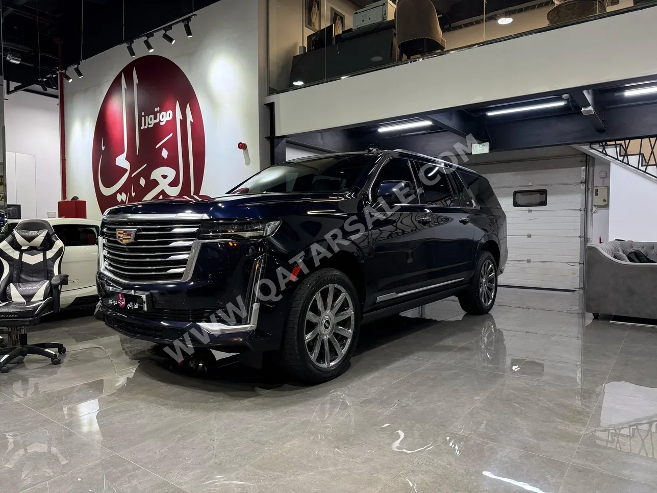 كاديلاك  اسكيليد  600  2021  اوتوماتيك  96,000 كم  8 سلندر  دفع رباعي  اس يو في  أزرق غامق