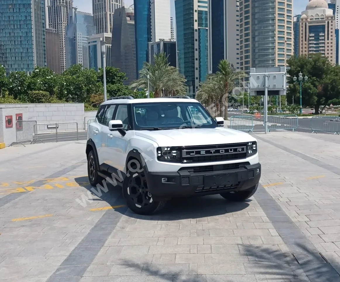Jetour  T1  Luxury  2025  Automatic  0 Km  4 Cylinder  Four Wheel Drive (4WD)  SUV  White  With Warranty
