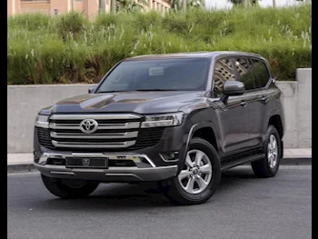 Toyota  Land Cruiser  GXR Twin Turbo  2022  Automatic  5,000 Km  6 Cylinder  Four Wheel Drive (4WD)  SUV  Gray  With Warranty
