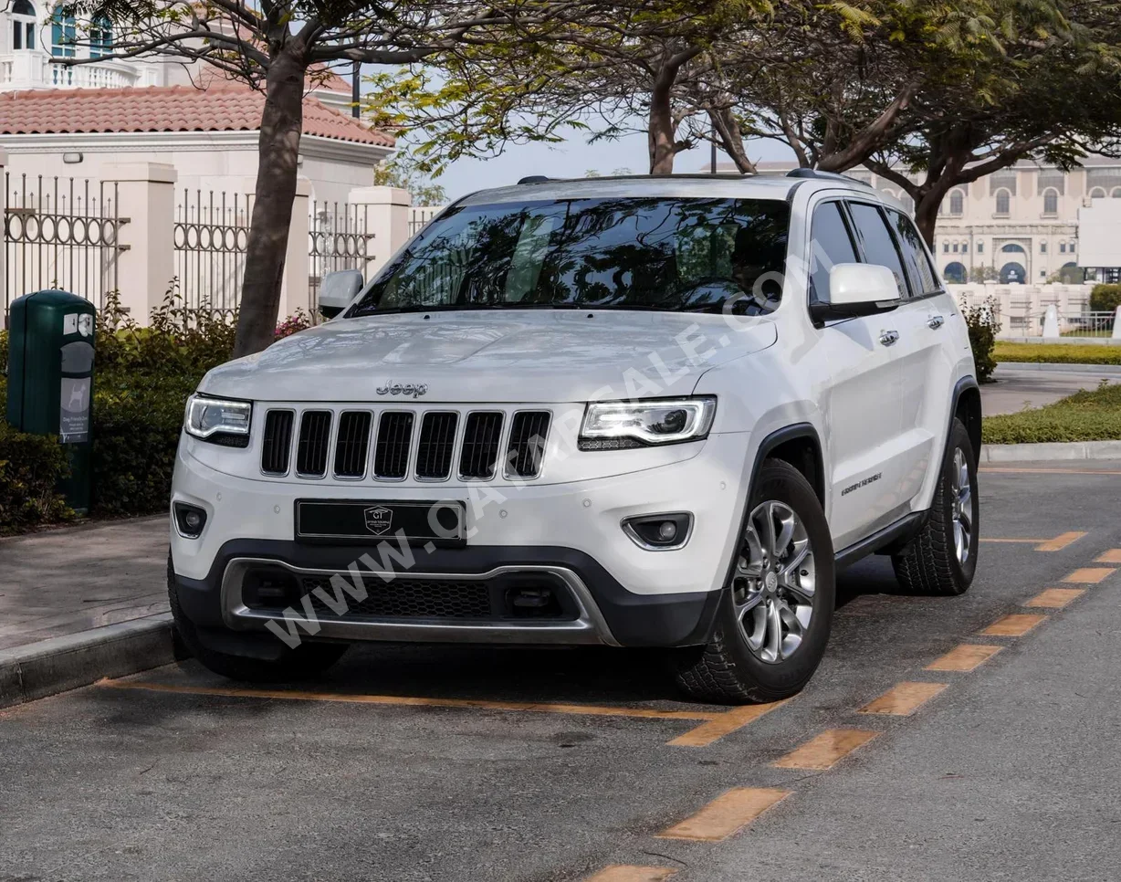 Jeep  Grand Cherokee  Limited  2014  Automatic  110,000 Km  8 Cylinder  Four Wheel Drive (4WD)  SUV  White