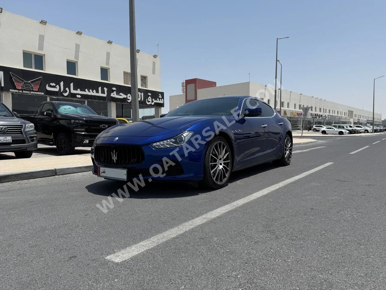 مزاراتي  جيبلي  2016  اوتوماتيك  70,000 كم  6 سلندر  دفع خلفي  سيدان  ازرق