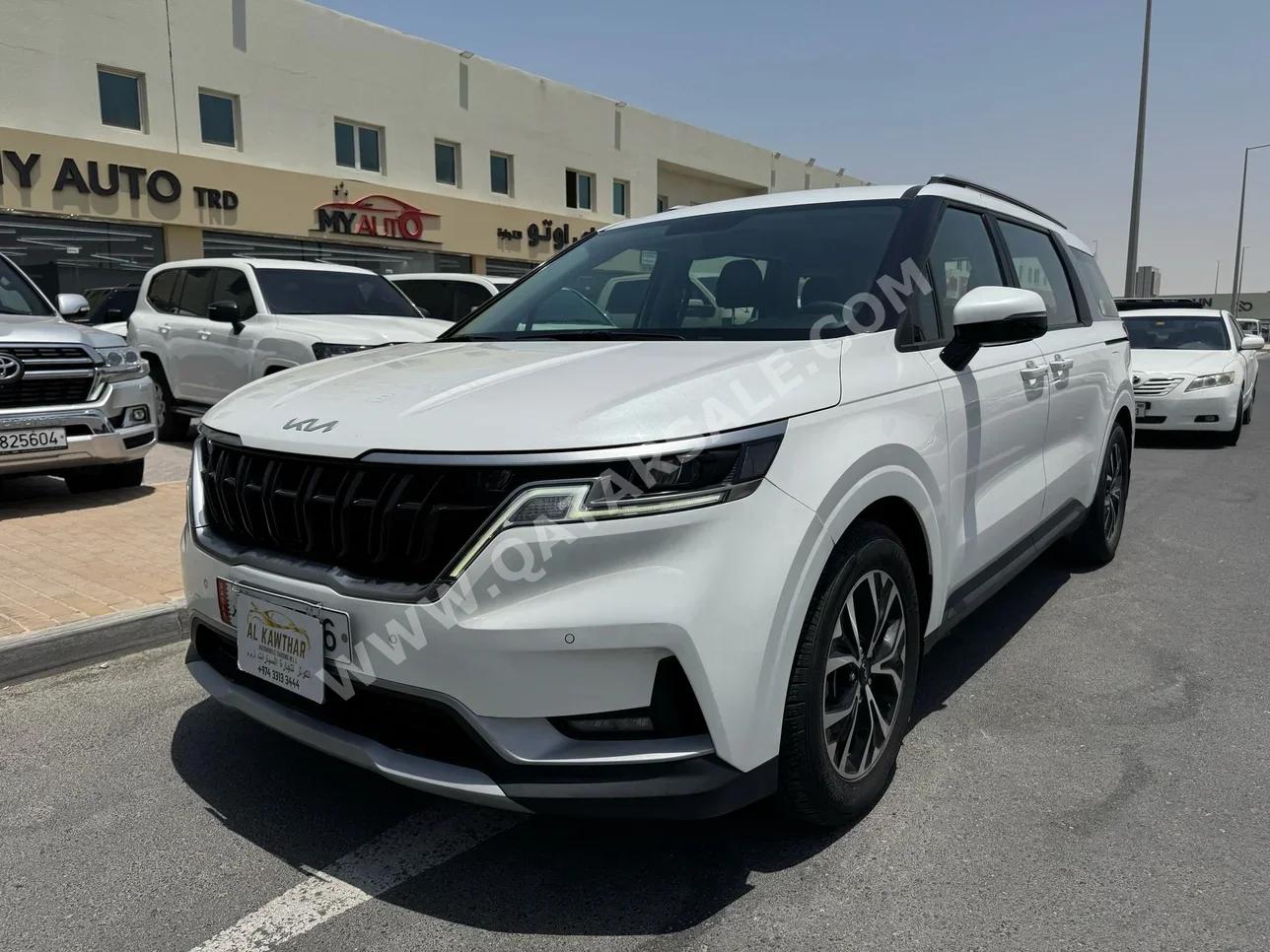 Kia  Carnival  2022  Automatic  45,000 Km  6 Cylinder  Front Wheel Drive (FWD)  Van / Bus  White