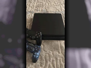 Video Games Consoles - Sony  - PlayStation 4 Pro