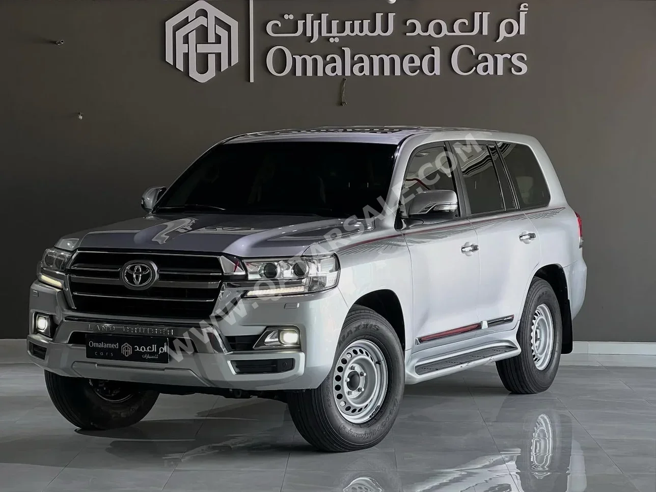 تويوتا  لاند كروزر  جي اكس ار  2019  اوتوماتيك  214,000 كم  8 سلندر  دفع رباعي  اس يو في  فضي