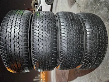 Tire & Rims Dunlop Made in Japan /  4 Seasons  2656517 mm  17"