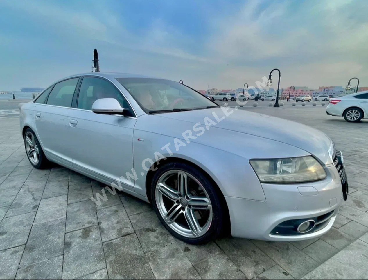 Audi  A6  3.0 S-Line  2010  Automatic  166,000 Km  6 Cylinder  All Wheel Drive (AWD)  Classic  Silver