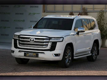 Toyota  Land Cruiser  VX Twin Turbo  2023  Automatic  89,000 Km  6 Cylinder  Four Wheel Drive (4WD)  SUV  White  With Warranty