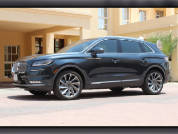 Lincoln  Nautilus  Turbo 2.7  2022  Automatic  12,000 Km  6 Cylinder  Four Wheel Drive (4WD)  SUV  Dark Blue  With Warranty