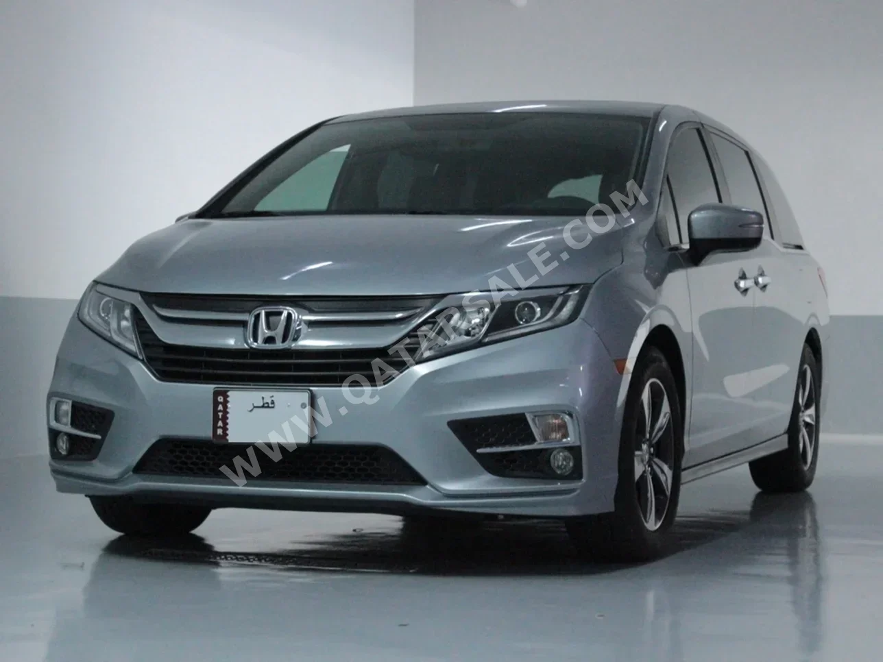 Honda  Odyssey  2019  Automatic  130,000 Km  6 Cylinder  Front Wheel Drive (FWD)  Van / Bus  Silver