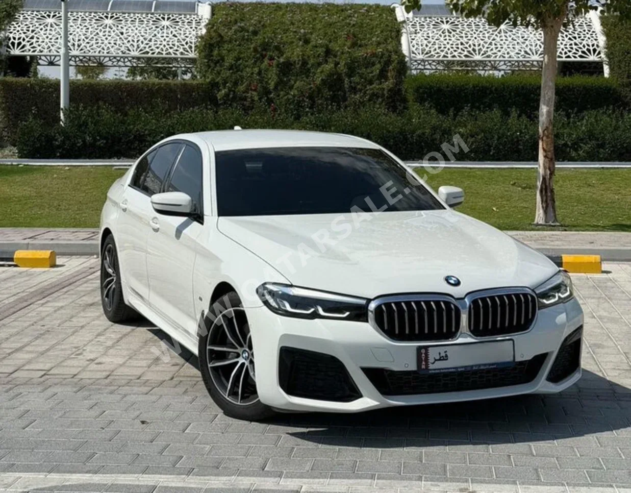 BMW  5-Series  520i M  2021  Automatic  38,000 Km  4 Cylinder  Rear Wheel Drive (RWD)  Sedan  White  With Warranty