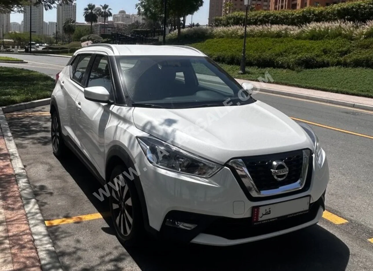 Nissan  Kicks  2020  Automatic  49,000 Km  4 Cylinder  Front Wheel Drive (FWD)  SUV  Pearl