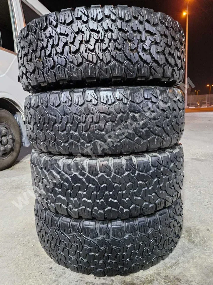 العجلات والجنوط (الرنقات) بي اف جود ريتش صنع في الولايات المتحدة الأمريكية (الولايات المتحدة الأمريكية) \  4 مواسم  170 ميليمتر  17"