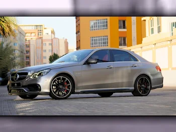 Mercedes-Benz  E-Class  63 S  2014  Tiptronic  70,000 Km  8 Cylinder  Rear Wheel Drive (RWD)  Sedan  Light Gray