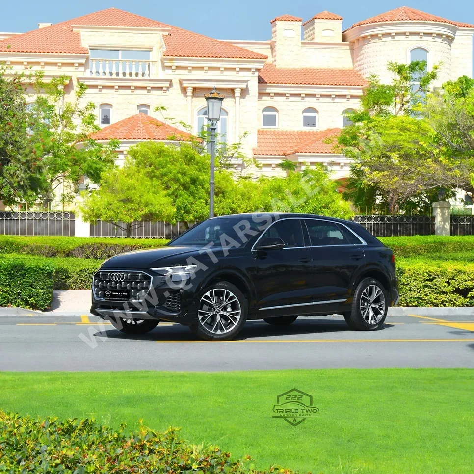 Audi  Q8  TFSI Quattro  2024  Automatic  5,500 Km  6 Cylinder  Four Wheel Drive (4WD)  SUV  Black  With Warranty