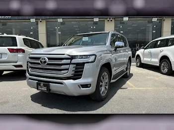 Toyota  Land Cruiser  VX Twin Turbo  2025  Automatic  0 Km  6 Cylinder  Four Wheel Drive (4WD)  SUV  Silver  With Warranty