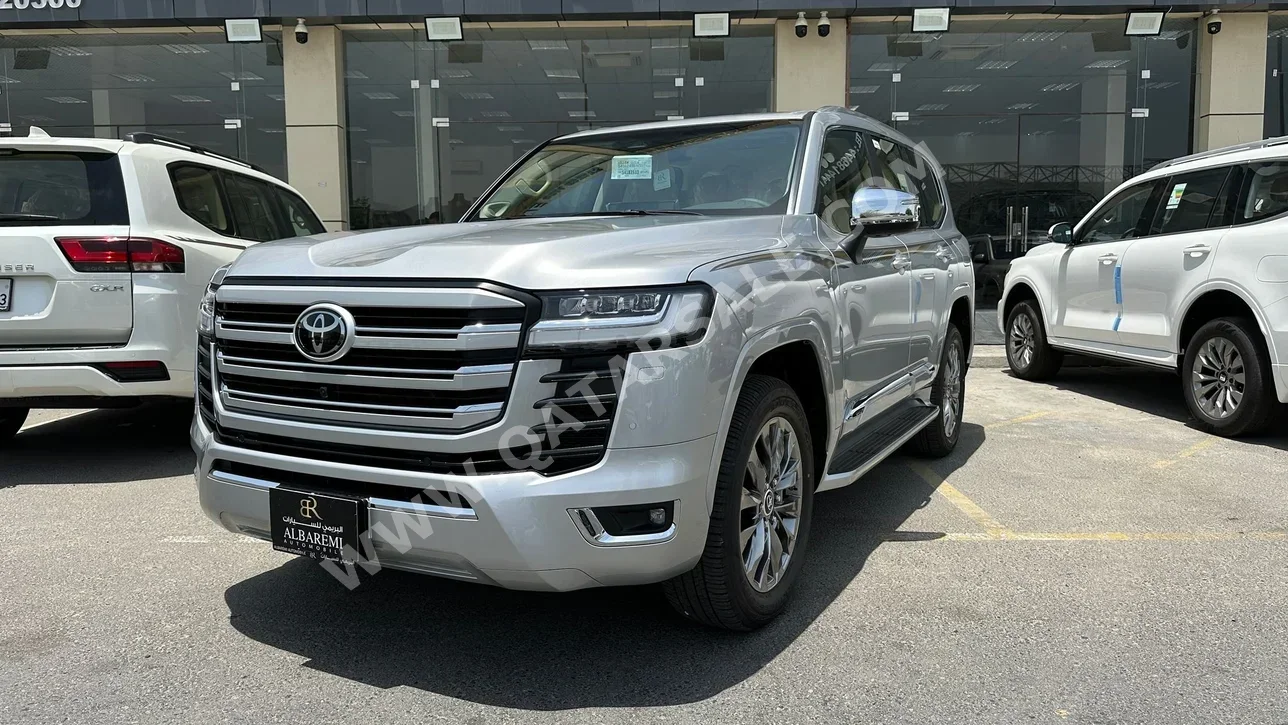 Toyota  Land Cruiser  VX Twin Turbo  2025  Automatic  0 Km  6 Cylinder  Four Wheel Drive (4WD)  SUV  Silver  With Warranty