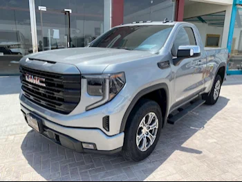 GMC  Sierra  Elevation  2023  Automatic  44,000 Km  8 Cylinder  Four Wheel Drive (4WD)  Pick Up  Gray