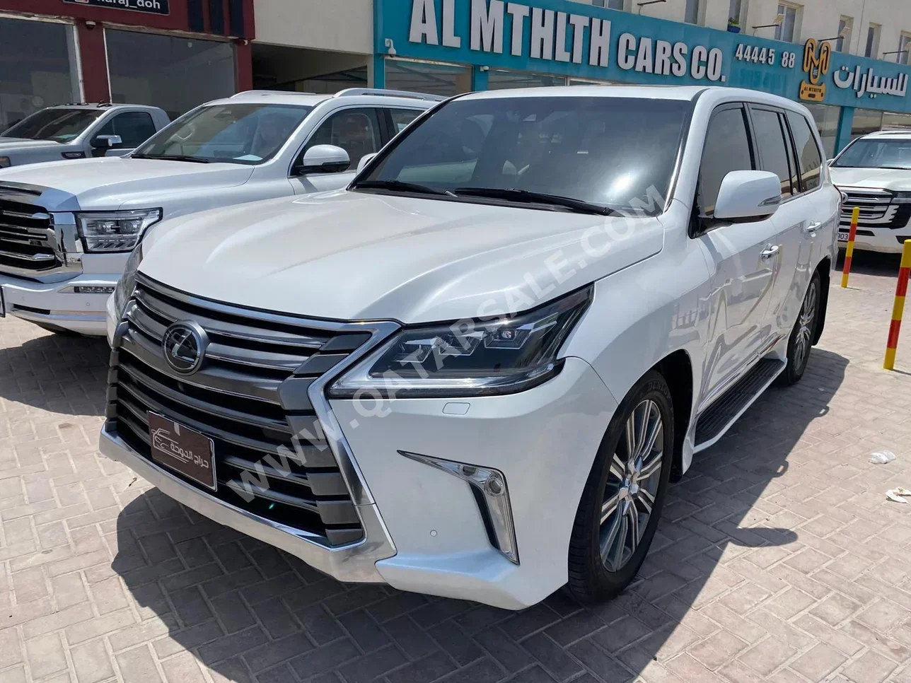 Lexus  LX  570  2016  Automatic  147,000 Km  8 Cylinder  Four Wheel Drive (4WD)  SUV  White
