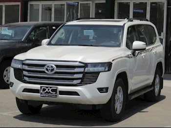 Toyota  Land Cruiser  GXR  2024  Automatic  37,000 Km  6 Cylinder  Four Wheel Drive (4WD)  SUV  White  With Warranty