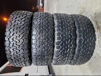 Tire & Rims BFgoodrich Made in United States of America (USA) /  4 Seasons  170 mm  17"