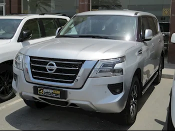Nissan  Patrol  SE  2020  Automatic  130,000 Km  6 Cylinder  Four Wheel Drive (4WD)  SUV  Silver and Black