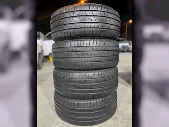 Tire & Rims Pirelli Made in France /  4 Seasons  240 mm  20"