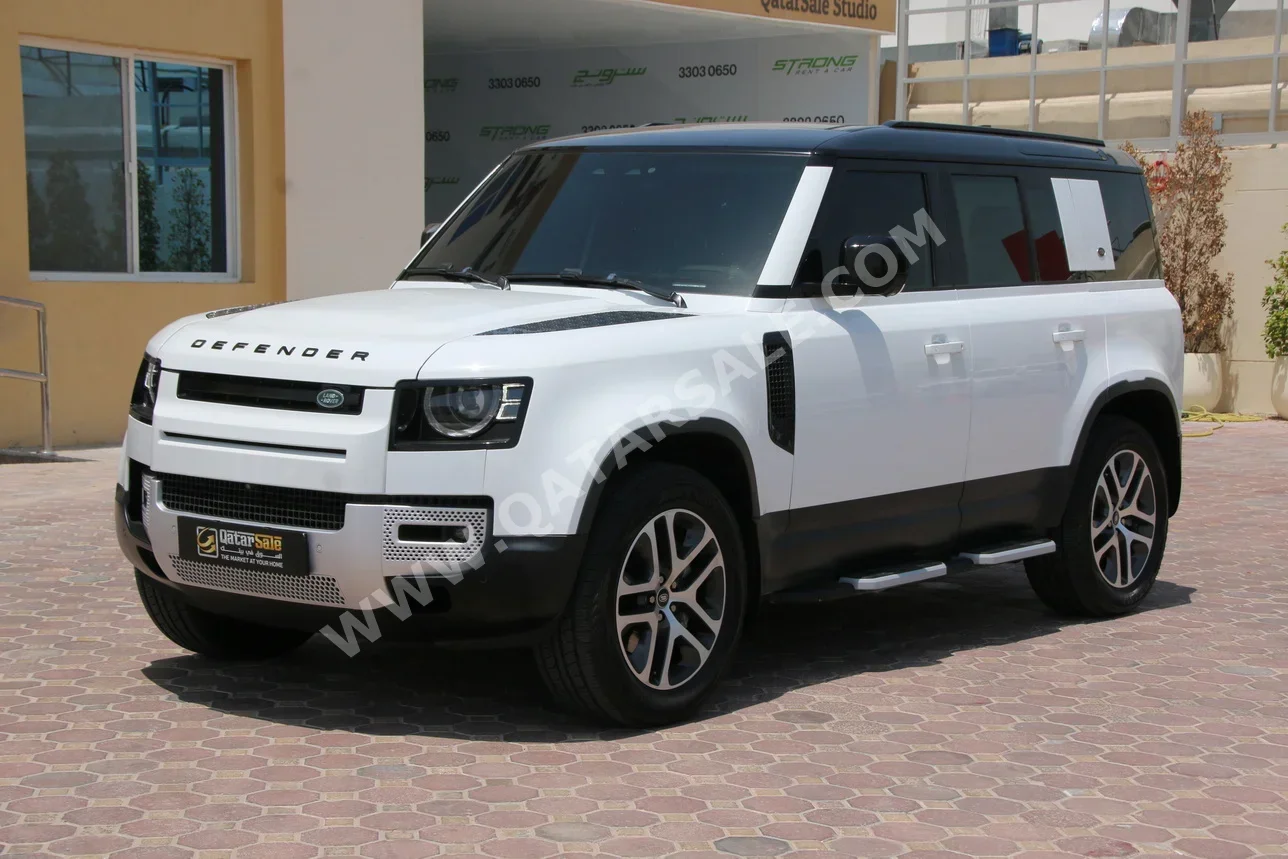 Land Rover  Defender  110 HSE  2022  Automatic  106,000 Km  6 Cylinder  Four Wheel Drive (4WD)  SUV  White  With Warranty