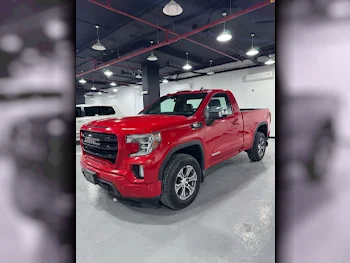 GMC  Sierra  1500  2021  Automatic  130,000 Km  8 Cylinder  Four Wheel Drive (4WD)  Pick Up  Red