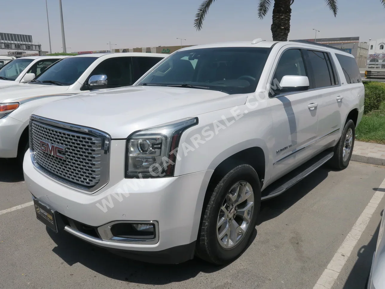 GMC  Yukon  XL  2018  Automatic  170,000 Km  8 Cylinder  Four Wheel Drive (4WD)  SUV  White
