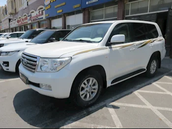Toyota  Land Cruiser  GX  2011  Automatic  354,000 Km  6 Cylinder  Four Wheel Drive (4WD)  SUV  White