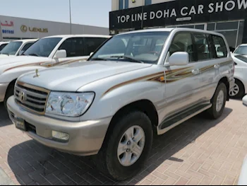 Toyota  Land Cruiser  GXR  2007  Manual  26,000 Km  6 Cylinder  Four Wheel Drive (4WD)  SUV  Silver