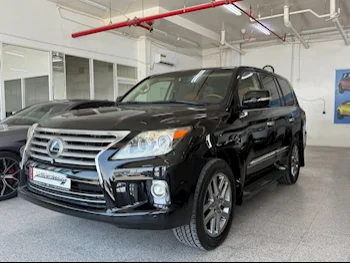 Lexus  LX  570  2015  Automatic  264,000 Km  8 Cylinder  Four Wheel Drive (4WD)  SUV  Black