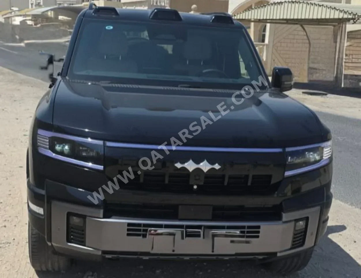  BYD  Leopard 8  2025  Automatic  0 Km  4 Cylinder  Four Wheel Drive (4WD)  SUV  Black  With Warranty