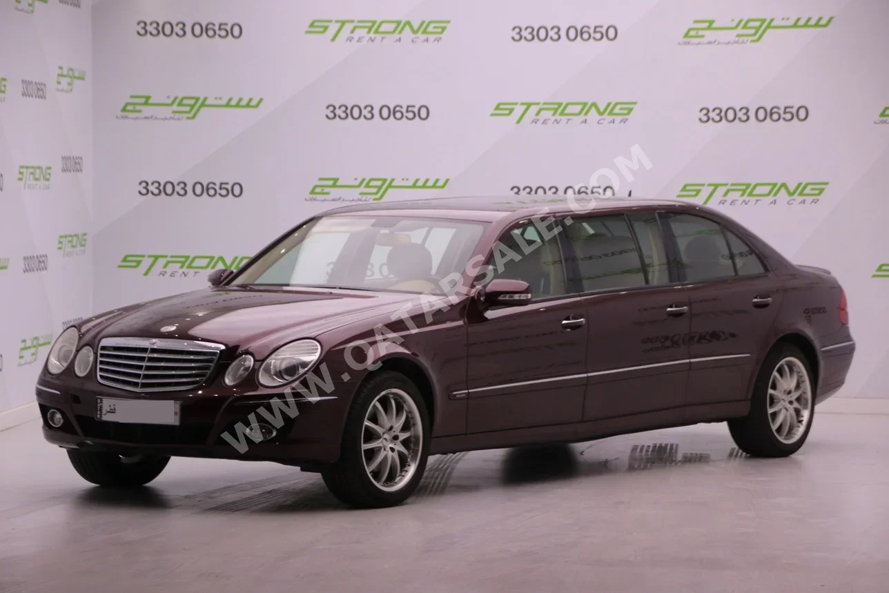 Mercedes-Benz  E-Class  350  2007  Automatic  17,000 Km  6 Cylinder  Rear Wheel Drive (RWD)  Limousine  Maroon