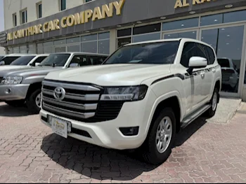 Toyota  Land Cruiser  GXR Twin Turbo  2022  Automatic  14,000 Km  6 Cylinder  Four Wheel Drive (4WD)  SUV  White