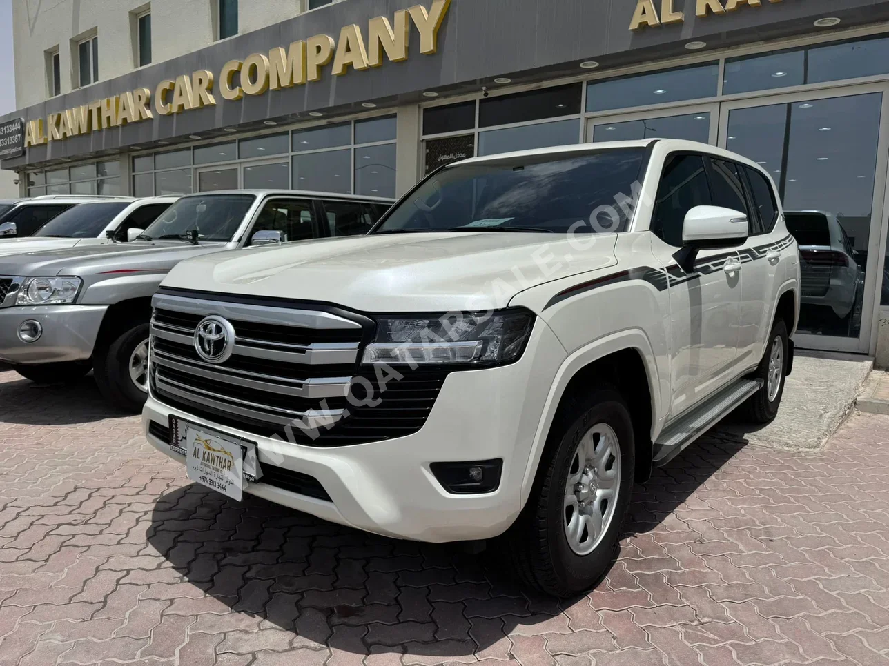 Toyota  Land Cruiser  GXR Twin Turbo  2022  Automatic  14,000 Km  6 Cylinder  Four Wheel Drive (4WD)  SUV  White