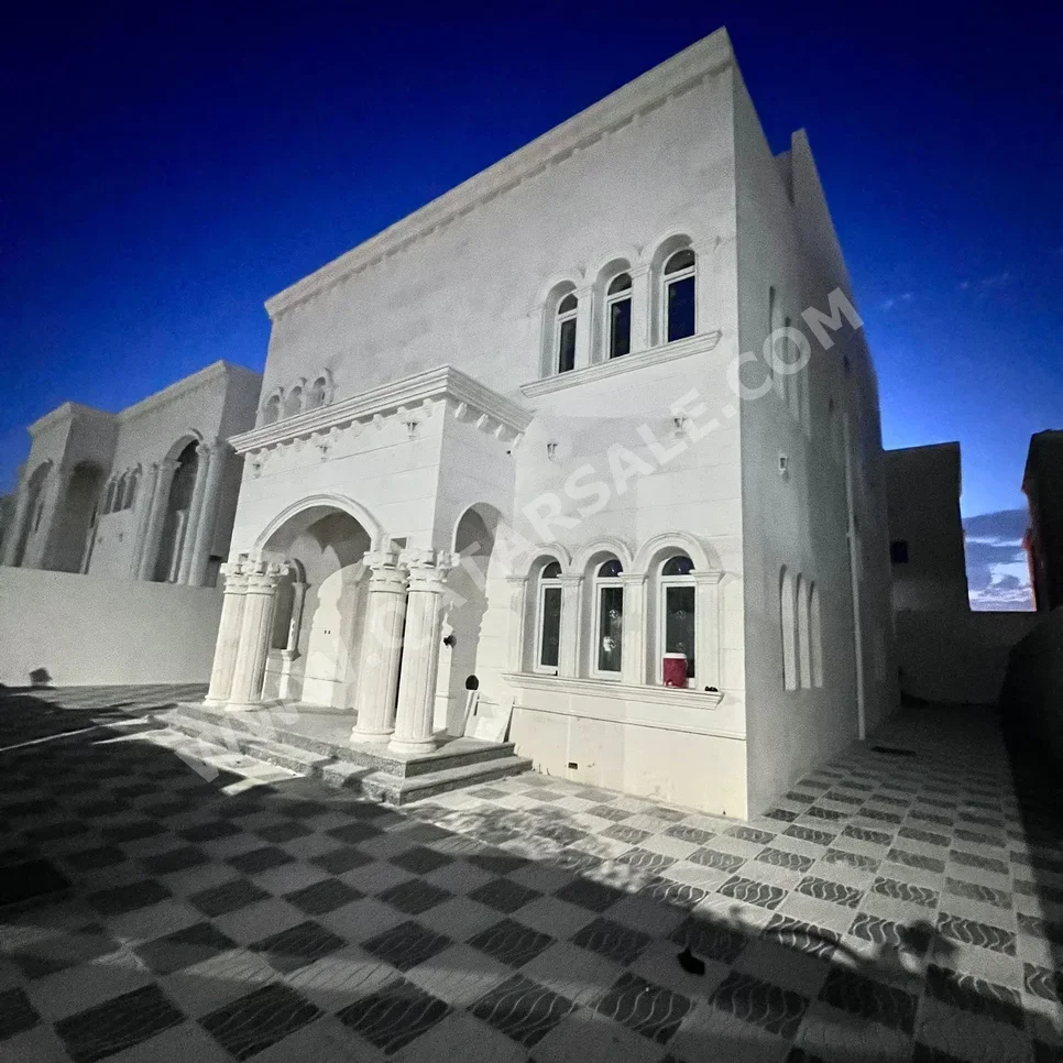 Family Residential  - Not Furnished  - Doha  - Nuaija  - 7 Bedrooms