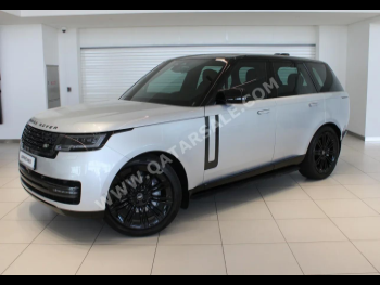 Land Rover  Range Rover  HSE  2024  Automatic  95 Km  6 Cylinder  Four Wheel Drive (4WD)  SUV  Silver  With Warranty