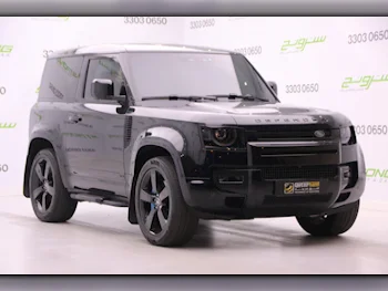 Land Rover  Defender  90  2022  Automatic  46,000 Km  8 Cylinder  Four Wheel Drive (4WD)  SUV  Black  With Warranty