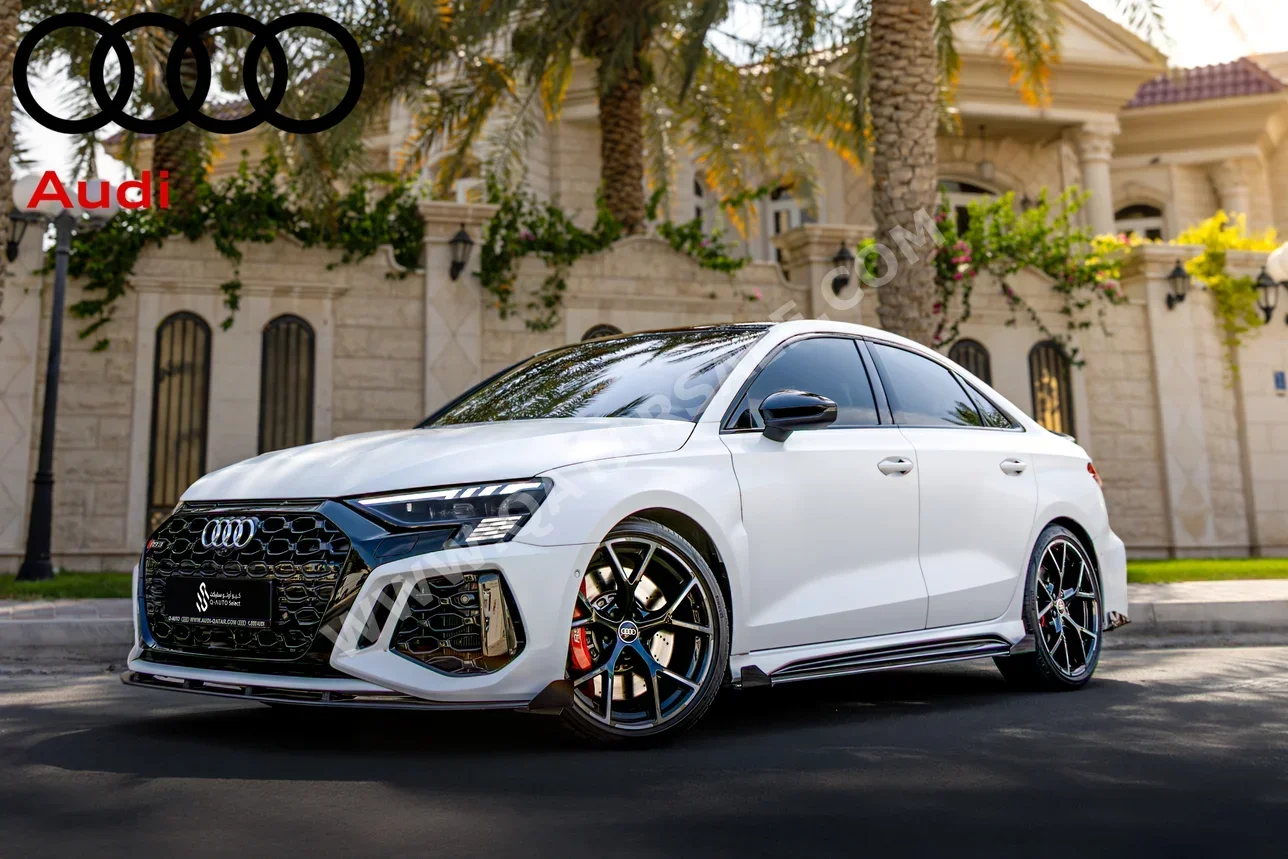 Audi  RS  3  2023  Automatic  14,000 Km  5 Cylinder  All Wheel Drive (AWD)  Sedan  White Matte  With Warranty