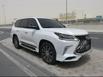 Lexus  LX  570  2018  Automatic  157,000 Km  8 Cylinder  Four Wheel Drive (4WD)  SUV  White