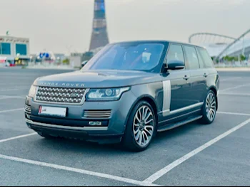 Land Rover  Range Rover  Vogue Super charged  2016  Automatic  188,000 Km  8 Cylinder  Four Wheel Drive (4WD)  SUV  Gray