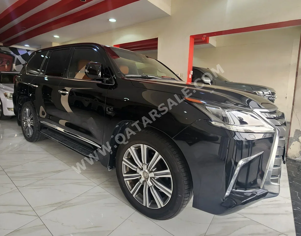 Lexus  LX  570  2016  Automatic  112,000 Km  8 Cylinder  Four Wheel Drive (4WD)  SUV  Black