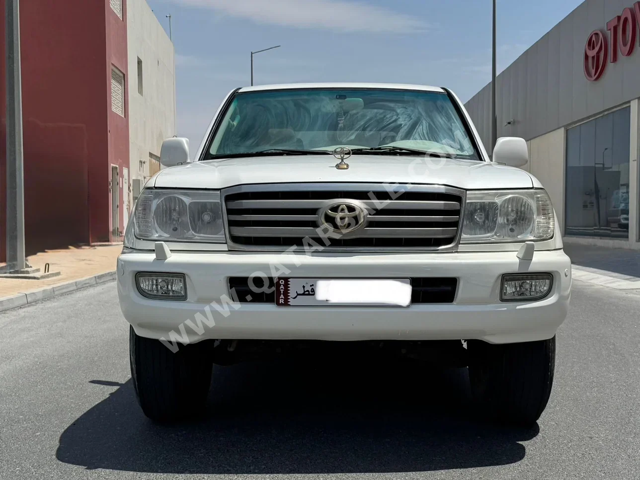 تويوتا  لاند كروزر  في اكس ار  2007  عادي  496,000 كم  8 سلندر  دفع رباعي  اس يو في  أبيض