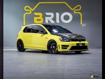 Volkswagen  Golf  R  2016  Automatic  135,000 Km  4 Cylinder  Rear Wheel Drive (RWD)  Hatchback  Yellow