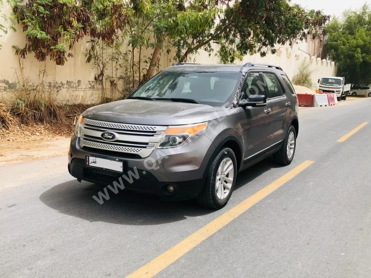 Ford  Explorer  2013  Automatic  106,000 Km  6 Cylinder  Four Wheel Drive (4WD)  SUV  Gray