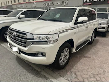 Toyota  Land Cruiser  VXR  2019  Automatic  163,000 Km  8 Cylinder  Four Wheel Drive (4WD)  SUV  White